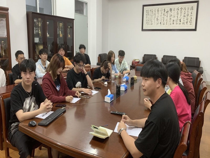 202105191621406510694751.jpg 身临其境1.jpg